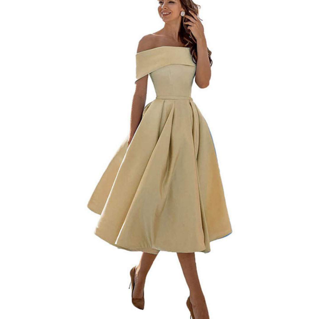 Dame Off-Shoulder Plissert Kjole | Midi