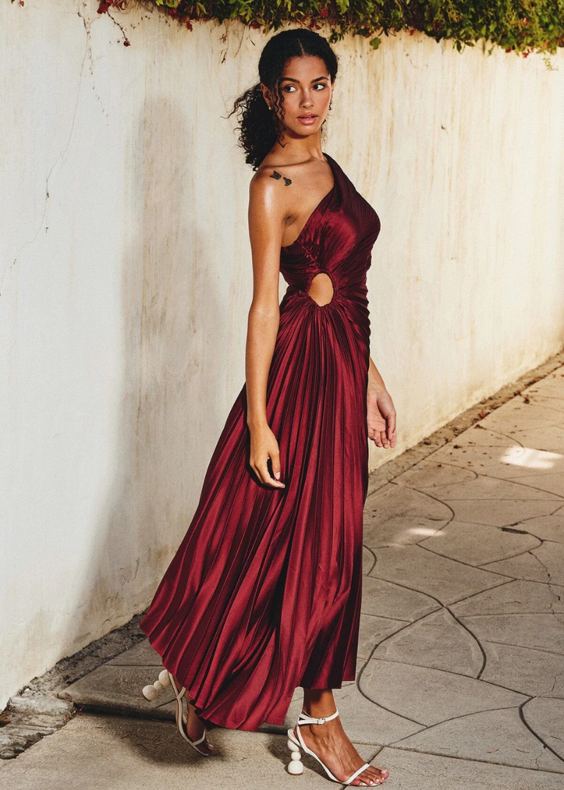 OLIVIA KJOLE