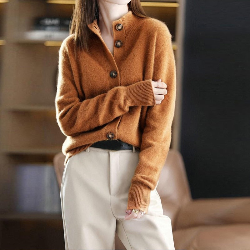 Brune | Dame Myk Strikkegenser | Varm