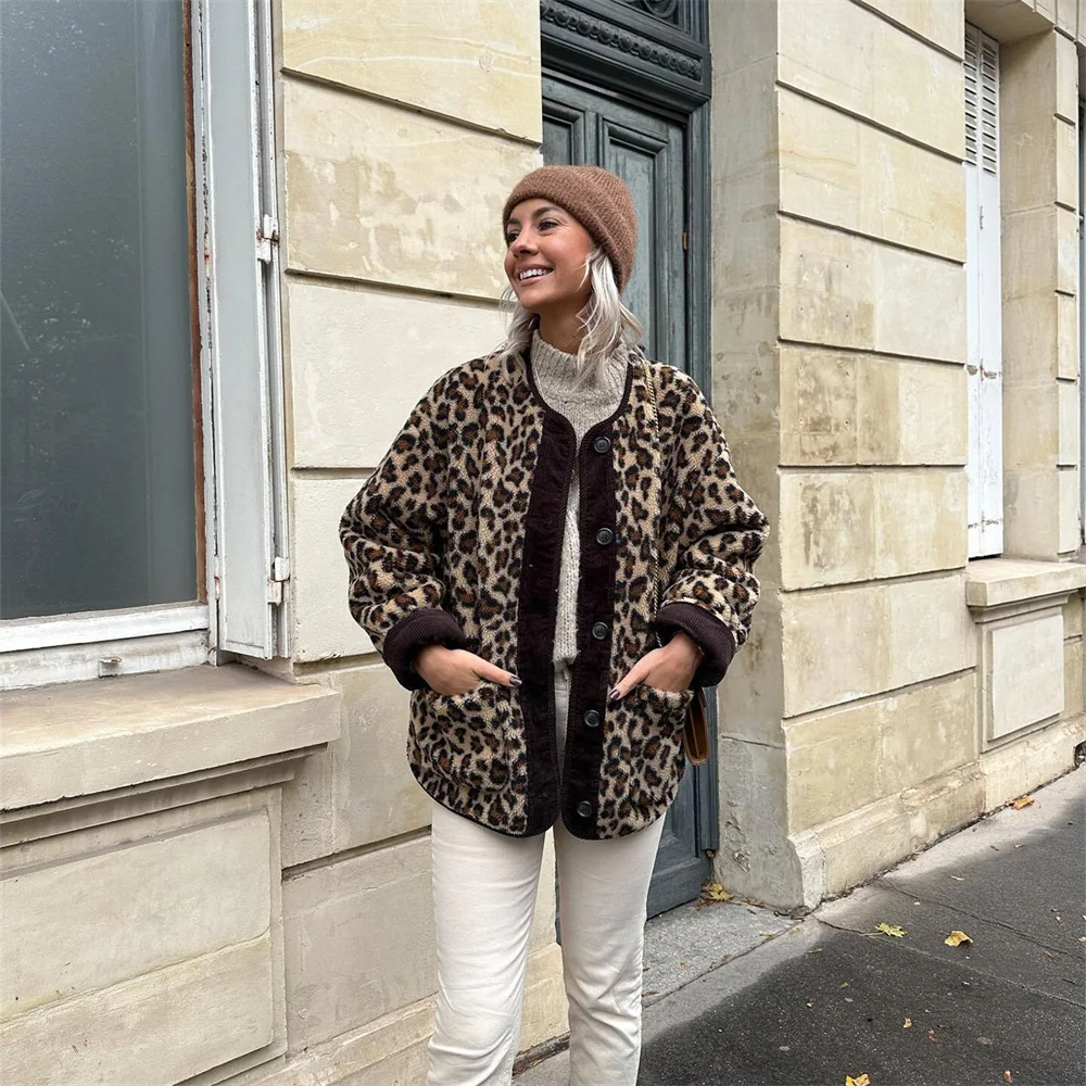 Leah | Jakke med O-hals og leopardmønster