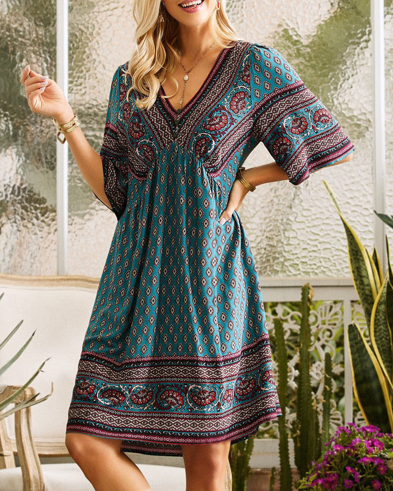 Juvie | Damekjole med V-utringning og Boho-blomstertrykk