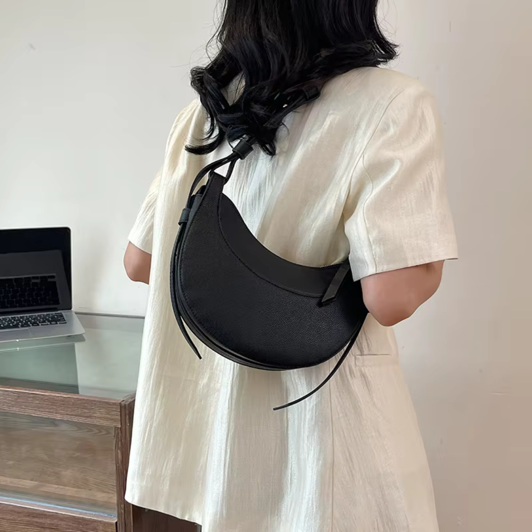 Halvmåneformet skulderveske for damer | Elegant