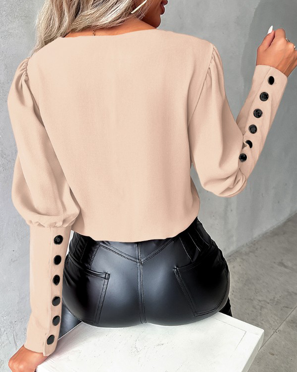 Valen | Damebluse med gigot-ermer med knapper