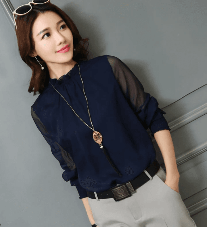 Lotharine | Elegant nett bluse for damer med utringning