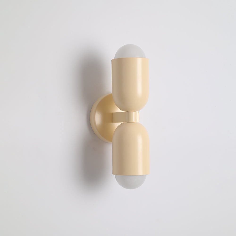 Brillant vegglampe i dansk stil