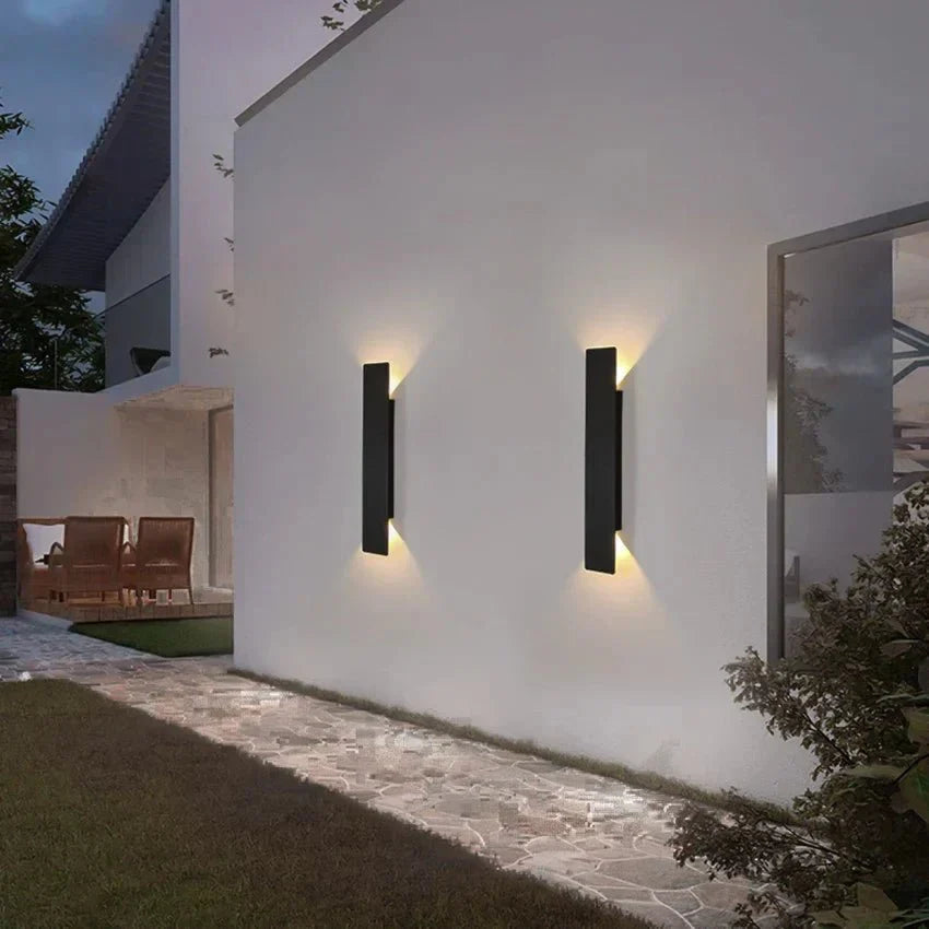 DoubGlow Utendørsvegglampe