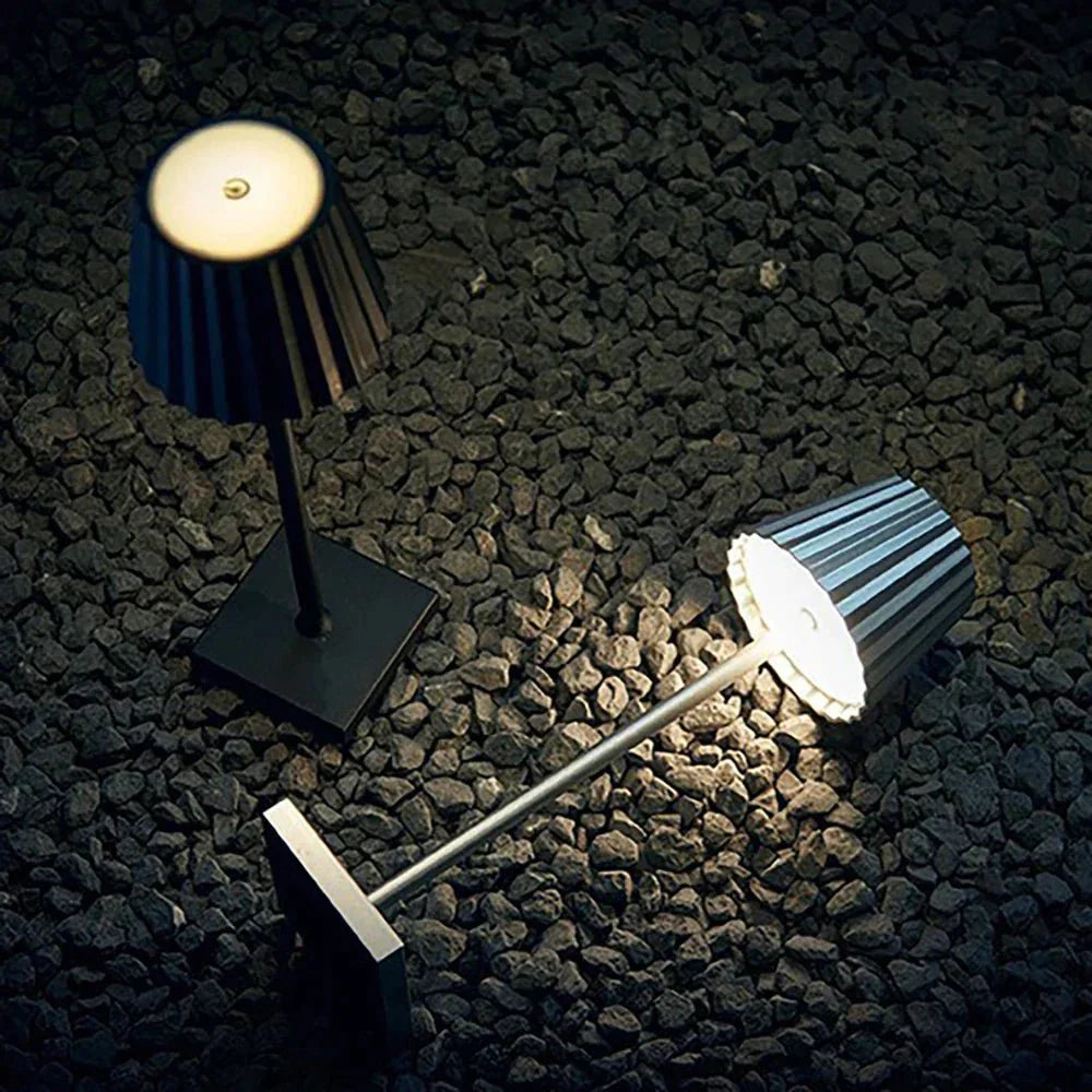 Illumine Trådløs Bordlampe